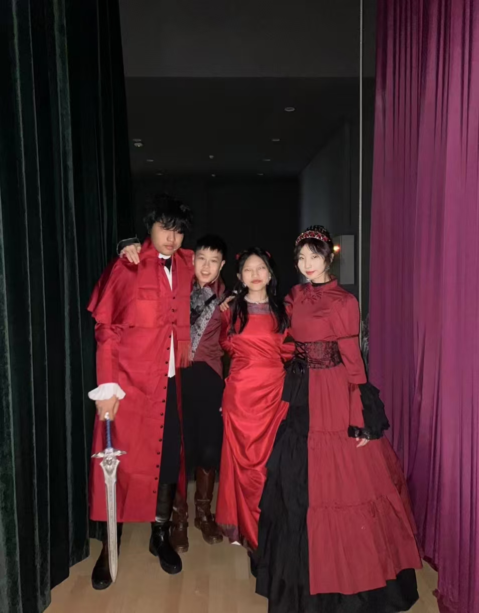 Romeo & Juliet Scene 2